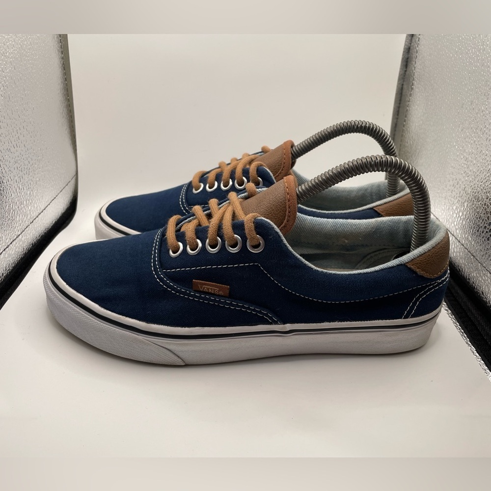 Vans off the wall Navy and Tan Sneakers women’s size 8